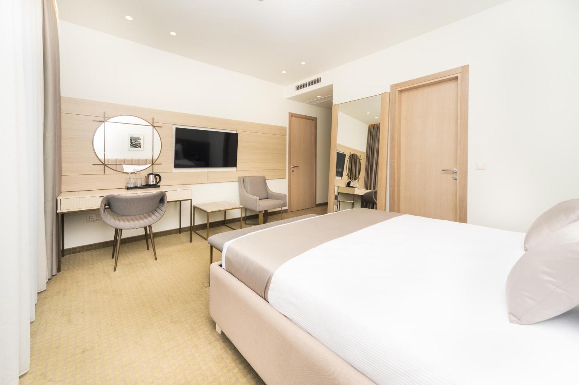 Hotel Pima Будва Экстерьер фото